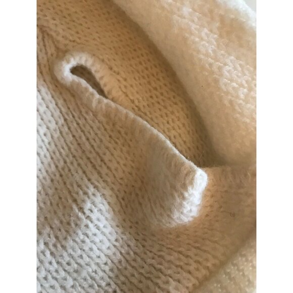 Vintage 80's May Knit White Knit Girls Poncho Shawl One Size - Picture 4 of 5